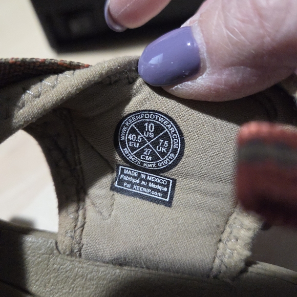 KEEN Vintage Women's Adventure Sandals Whisper - Brown, Tan and Pink Size 10 - Picture 6 of 7